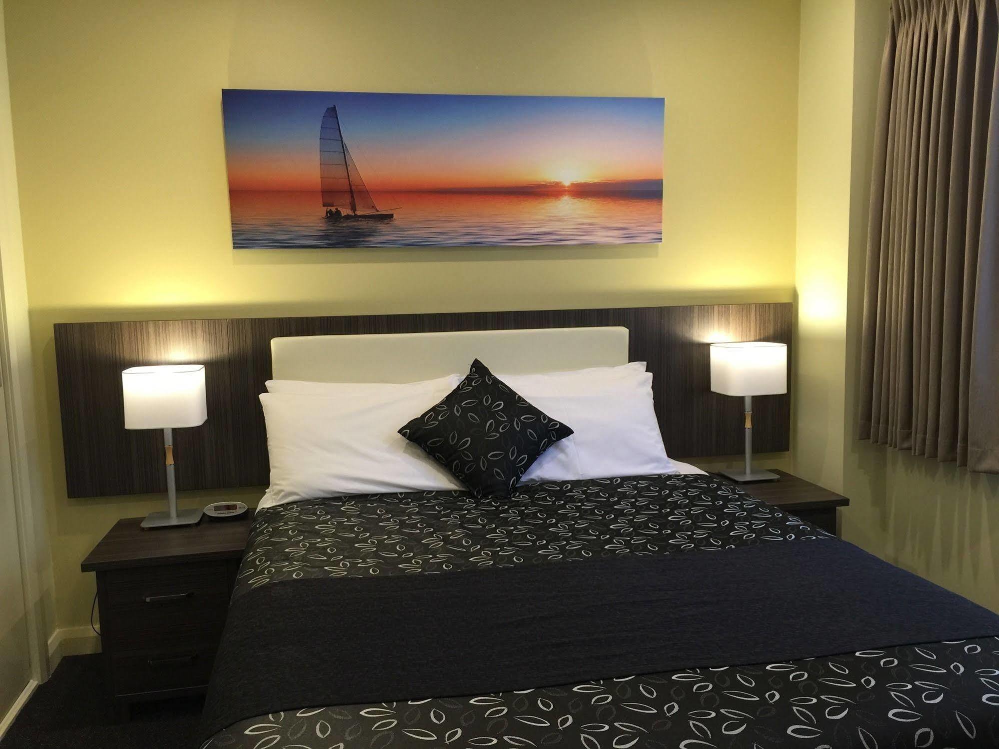 Park Squire Motor Inn & Serviced Apartments Melbourne Kültér fotó